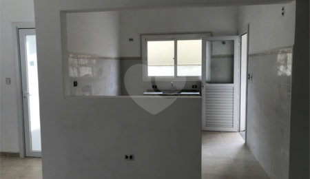 Casa em condomínio à venda com 3 quartos, sendo 1 suíte, em Jardim São Marcos, Bom Jesus dos Perdões, SP