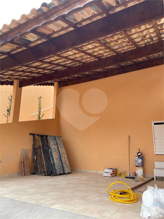 Casa à venda com 3 quartos, sendo 1 suíte, no condomínio Mirante da Mantiqueira, Mairiporã - SP