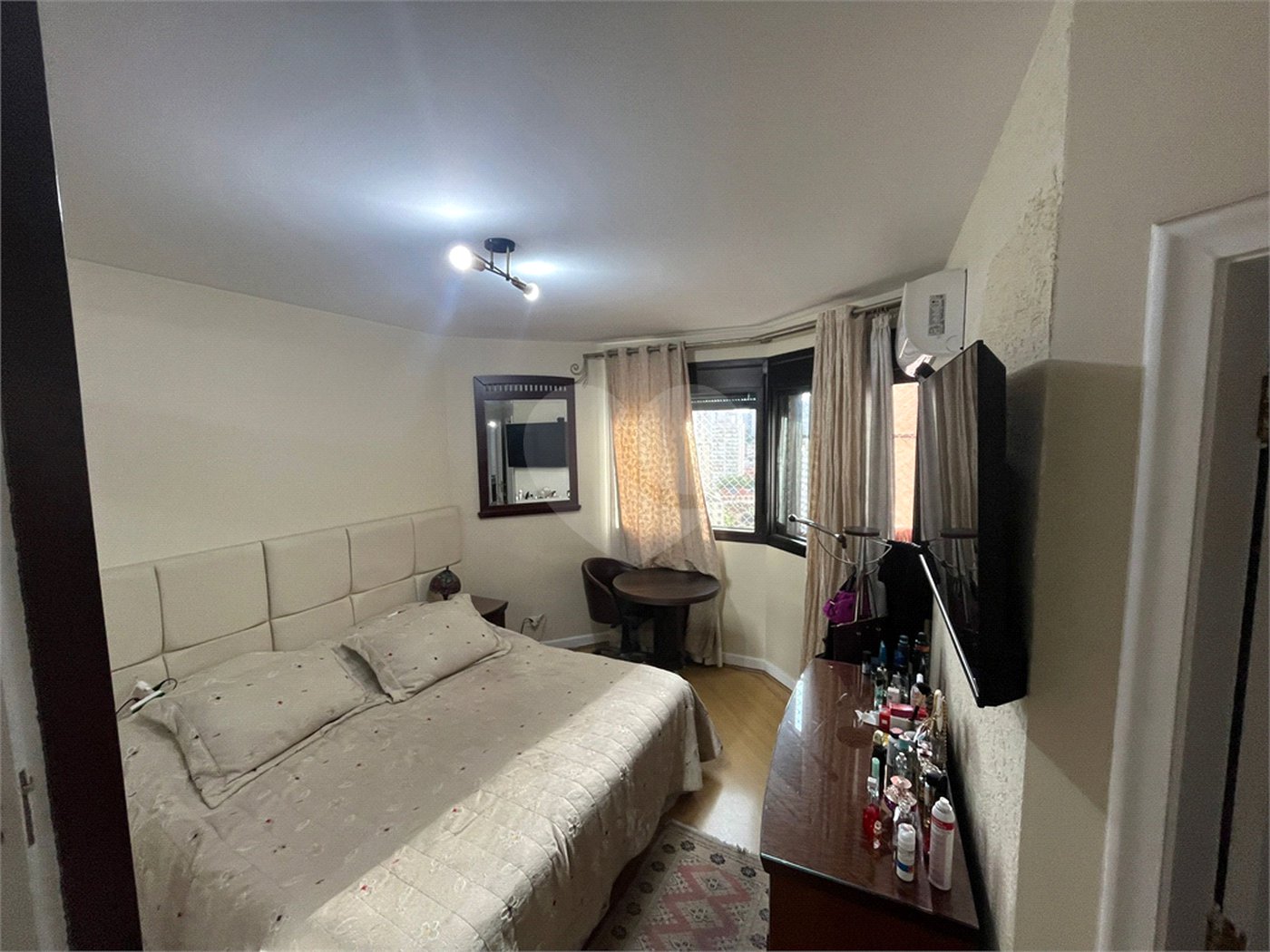 Apartamento para alugar com 4 suítes em Santana, São Paulo, SP