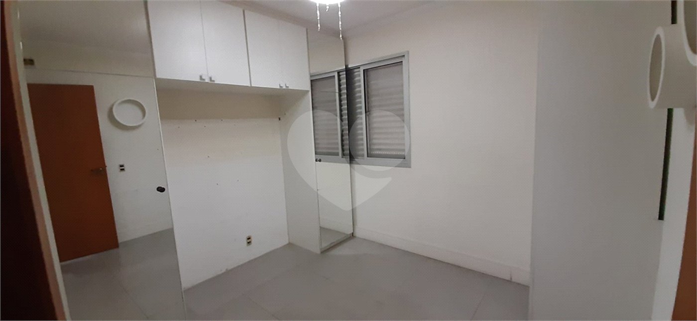 Apartamento à venda com 2 quartos em Vila Mazzei, São Paulo, SP