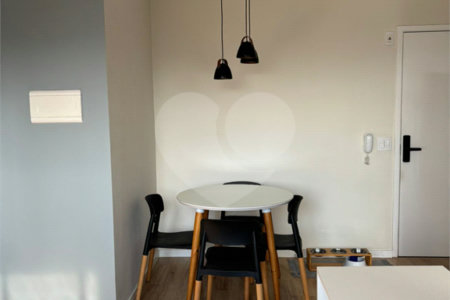 Apartamento à venda com 2 quartos em Vila Galvão, Guarulhos, SP