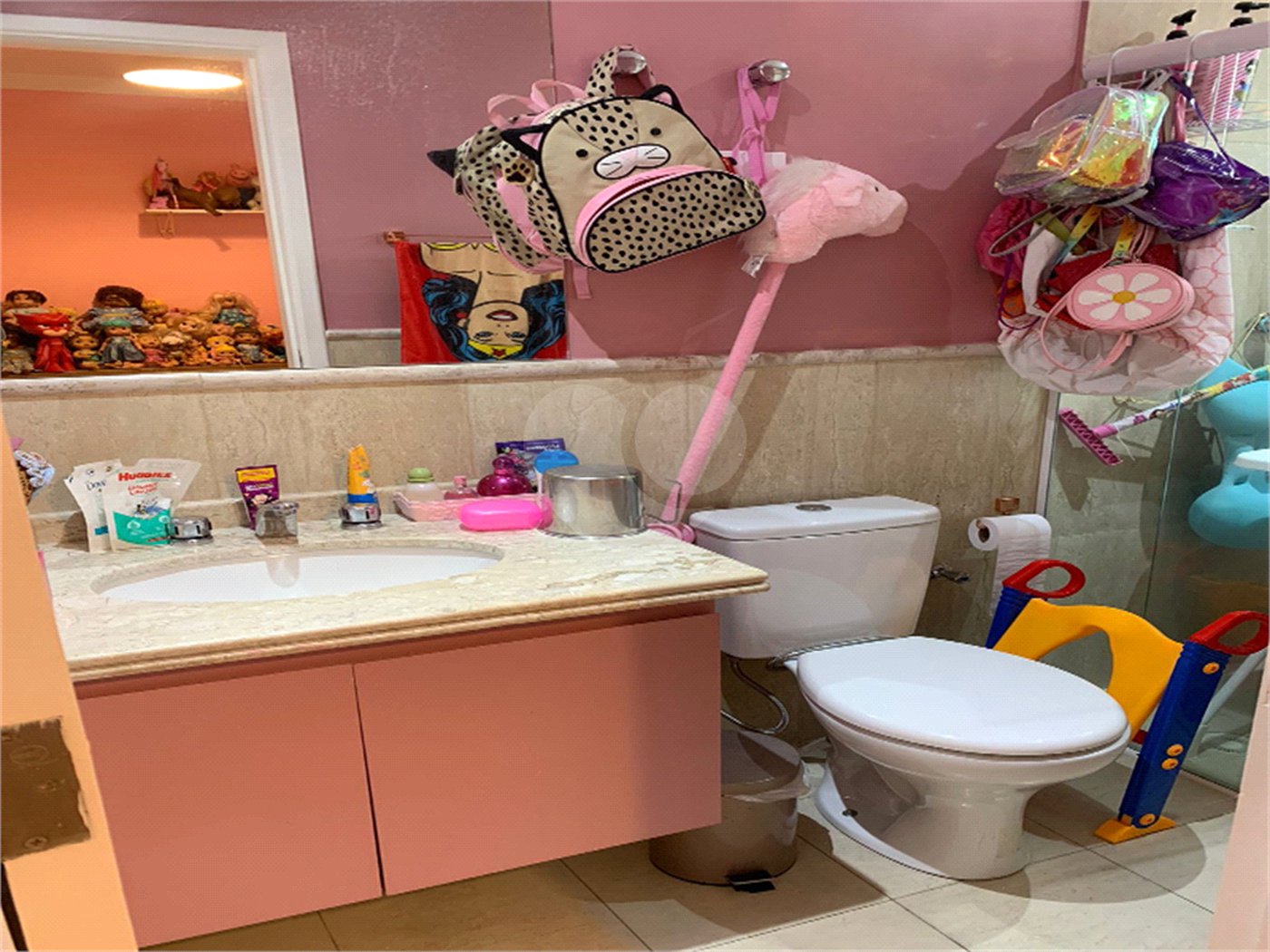 Apartamento à venda com 3 quartos, sendo 2 suítes, em Cidade São Francisco, São Paulo, SP
