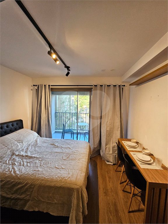 Apartamento à venda com 1 quarto em Moema, São Paulo, SP