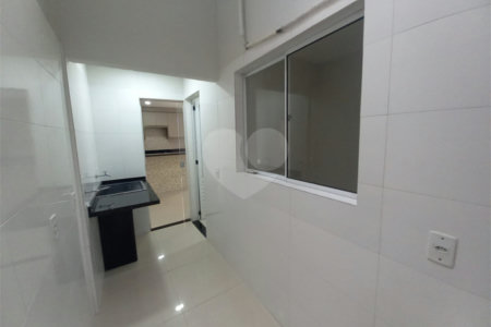 Casa à venda com 3 quartos, sendo 1 suíte, no condomínio Terra Nova, Várzea Grande - MT
