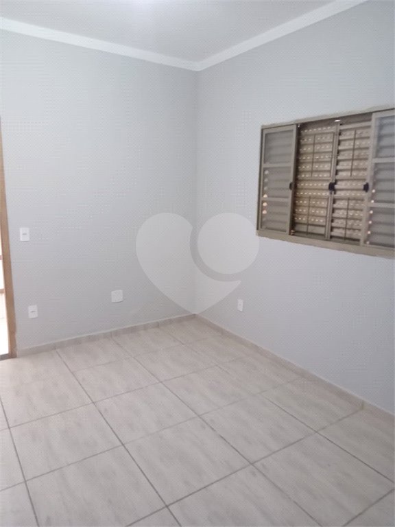 Casa à venda com 4 quartos, sendo 2 suítes, em Parque Gramado II, Araraquara, SP