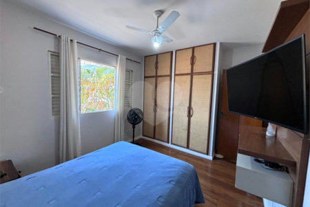 Casa à venda com 5 quartos, sendo 2 suítes,  em Jardim Maristela, Atibaia, SP