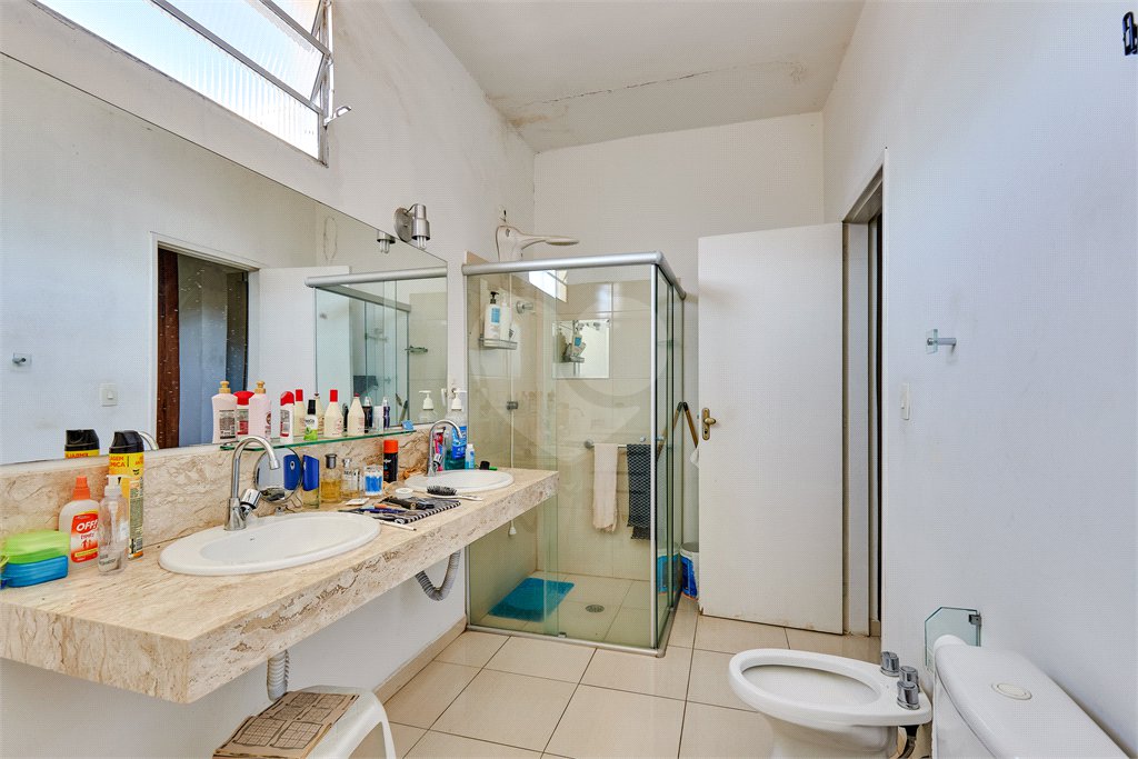Sobrado à venda com 3 quartos, sendo 2 suítes, em Brooklin, São Paulo, SP