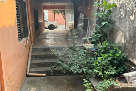 Casa à venda com 2 quartos no Centro, Salto, SP
