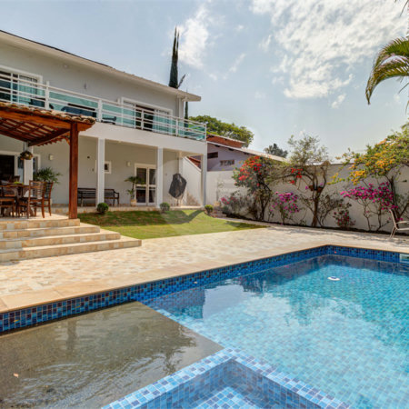 Casa à venda com 5 quartos, sendo 3 suítes, em Chácara Monte Alegre, São Paulo, SP