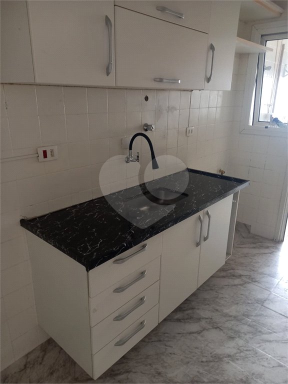 Apartamento à venda com 3 quartos, sendo 1 suíte,  em Vila Olímpia, São Paulo, SP