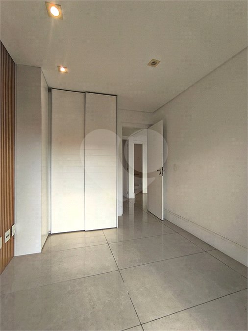 Apartamento à venda com 4 quartos, sendo 3 suítes, em Santana, São Paulo, SP