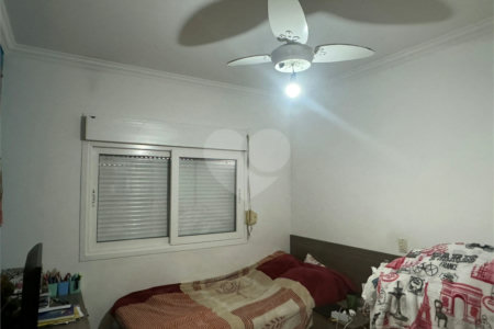 Casa à venda com 6 suítes no condomínio Arujá V, Arujá - SP