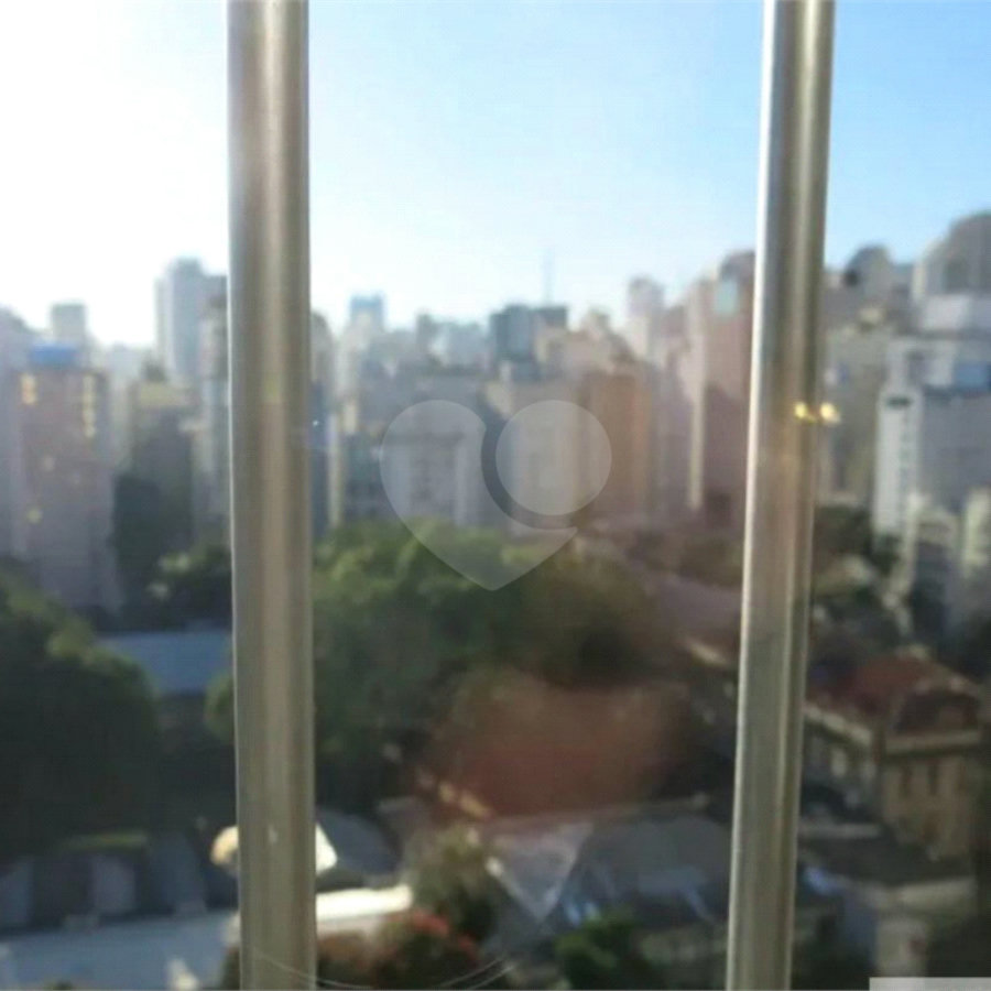 Apartamento à venda com 3 quartos, sendo 1 suíte, em Jardim Paulista, São Paulo, SP