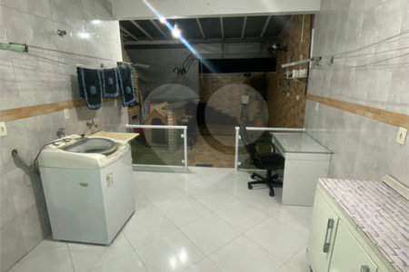 Casa à venda com 2 quartos, sendo 1 suíte,  em Cidade Jardim, Mogi das Cruzes, SP