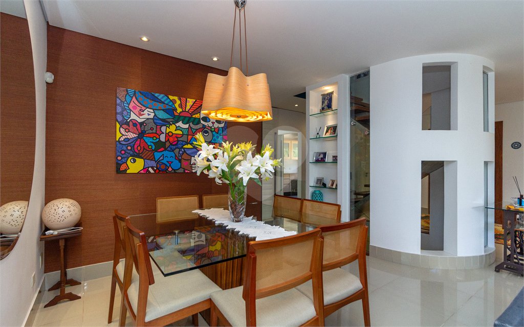 Casa à venda com 4 suítes no condomínio Sunset Brooklin, São Paulo - SP