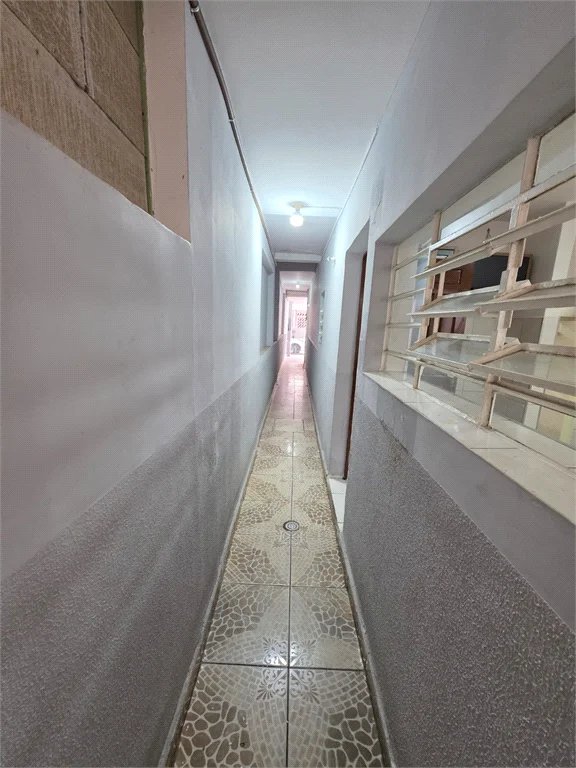 Sobrado à venda com 4 quartos, sendo 1 suíte, em Rio Pequeno, São Paulo, SP