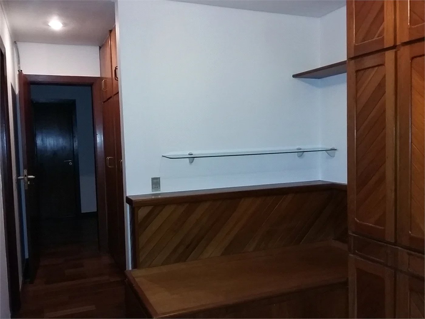 Apartamento à venda com 3 quartos, sendo 2 suítes,  em Vila Suzana, São Paulo, SP