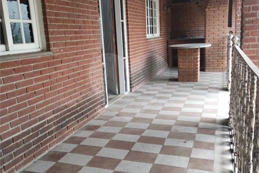 Casa à venda com 3 suítes em Matriz, Mauá, SP