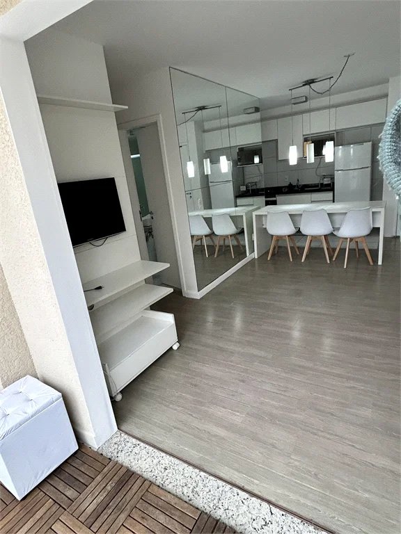 Apartamento à venda com 3 quartos, sendo 1 suíte,  em Vila Andrade, São Paulo, SP