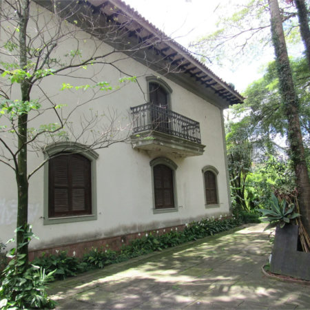 Casa à venda com 4 suítes em Jardim Guedala, São Paulo, SP
