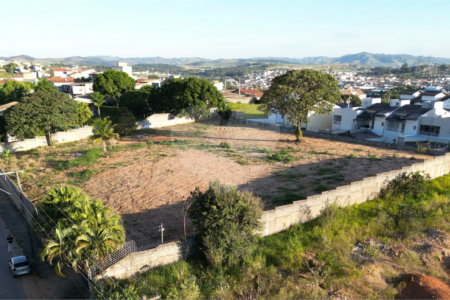Terreno à venda em Granjas Santa Terezinha, Taubaté, SP