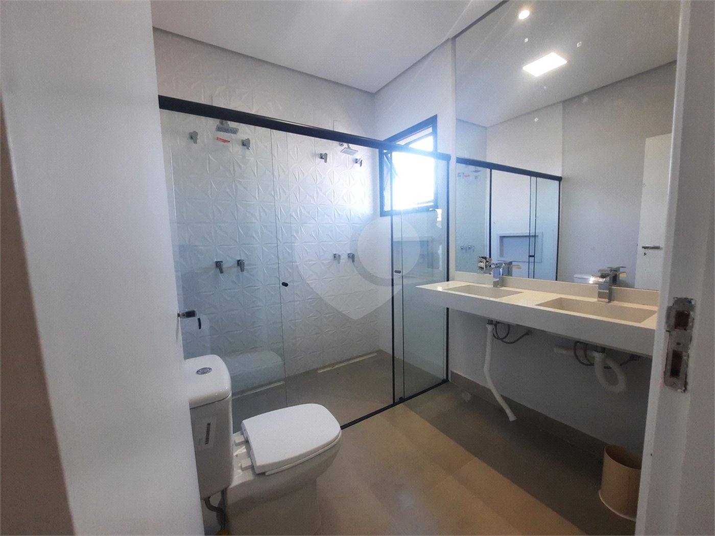 Casa à venda com 3 suítes em Nações, Valinhos, SP