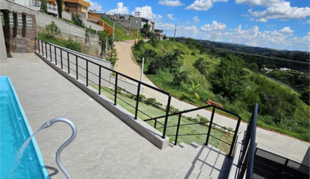 Casa com 3 dormitórios à venda, 265 m² por R$ 1.100.000,00 - Centro - Igaratá/SP