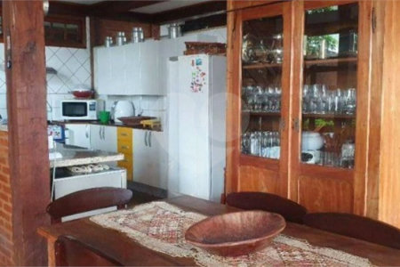 Casa à venda com 3 quartos, sendo 1 suíte, no condomínio Terras de São Francisco, Vinhedo - SP