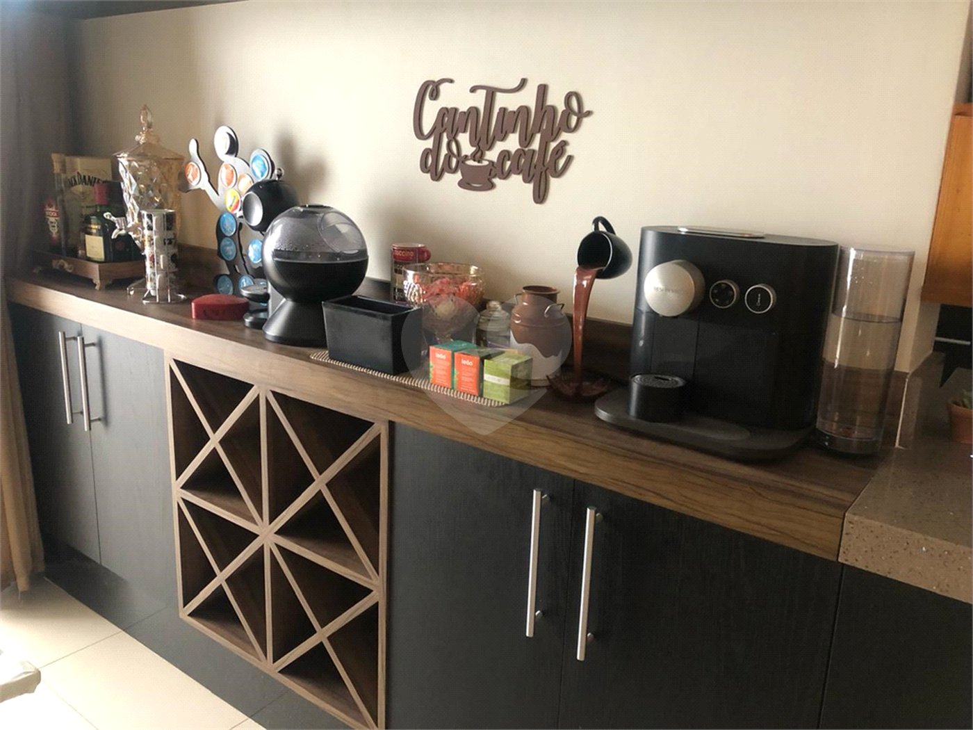 Apartamento à venda com 3 quartos, sendo 1 suíte,  em Vila Sfeir, Indaiatuba, SP