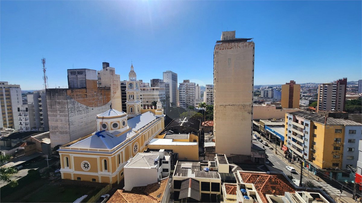 Apartamento à venda com 3 quartos, sendo 1 suíte, no Centro, Sorocaba, SP