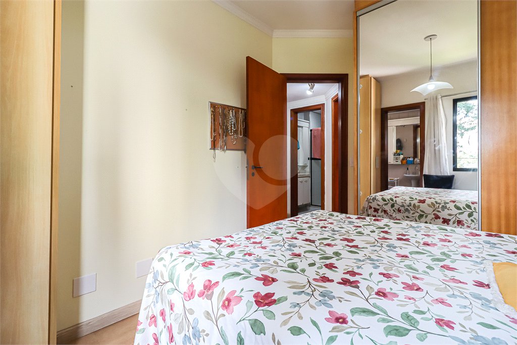 Apartamento à venda com 3 quartos, sendo 1 suíte,  em Vila Ipojuca, São Paulo, SP