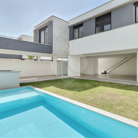Casa à venda com 4 suítes no condomínio Edifício Jade, São Paulo - SP