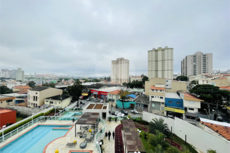 Apartamento à venda com 2 suítes em Vila Scarpelli, Santo André, SP