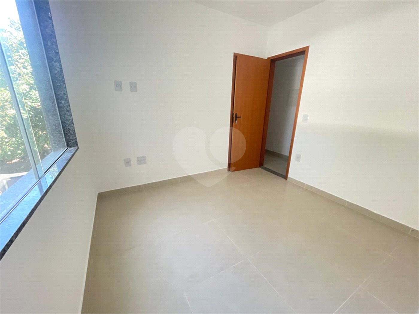 Apartamento à venda com 2 quartos, sendo 1 suíte, em Fluminense, São Pedro da Aldeia, RJ