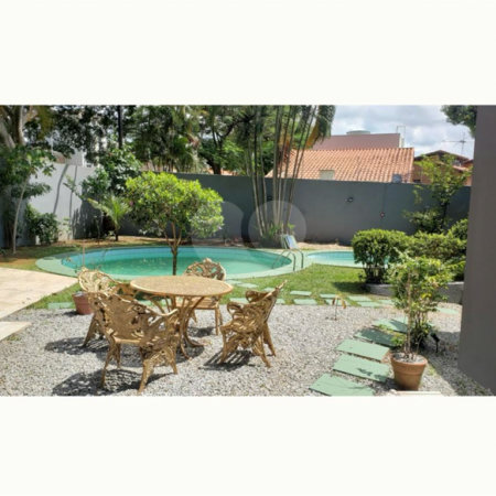 Casa à venda com 4 quartos, sendo 3 suítes, em Interlagos, São Paulo, SP