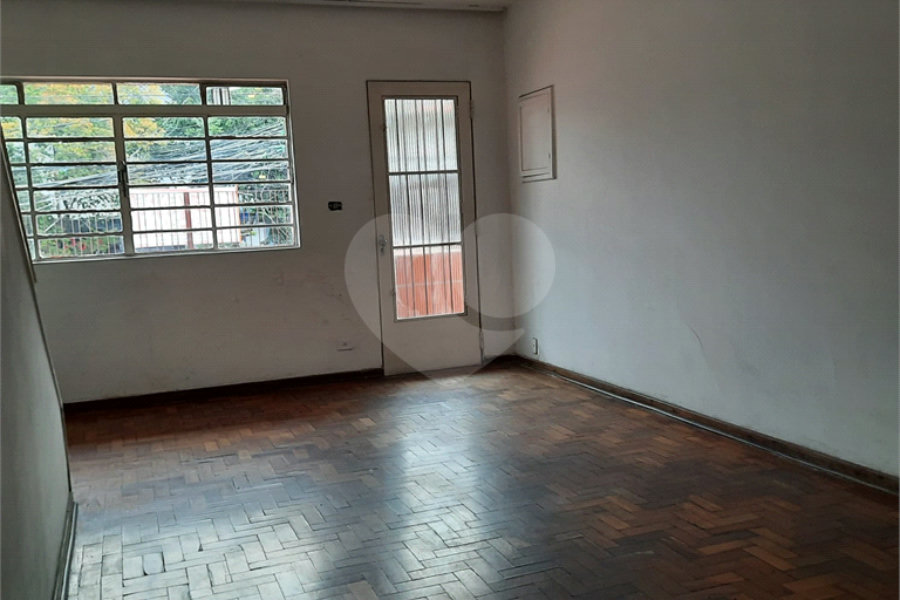 Sobrado à venda com 3 quartos, sendo 1 suíte, em Vila Gustavo, São Paulo, SP