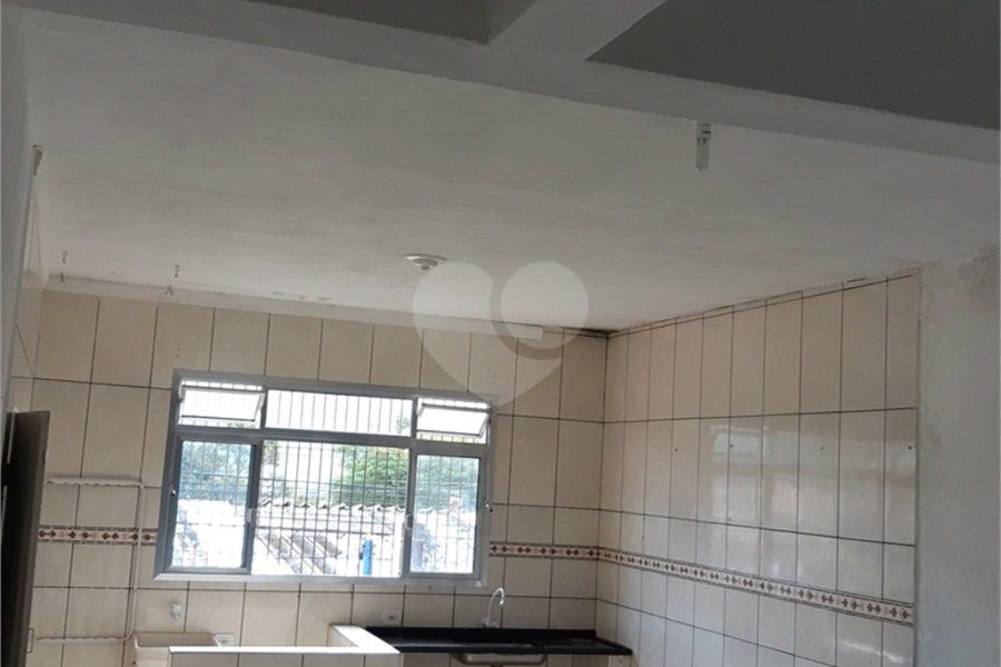 Sobrado à venda com 20 quartos em Jardim Peri, São Paulo, SP