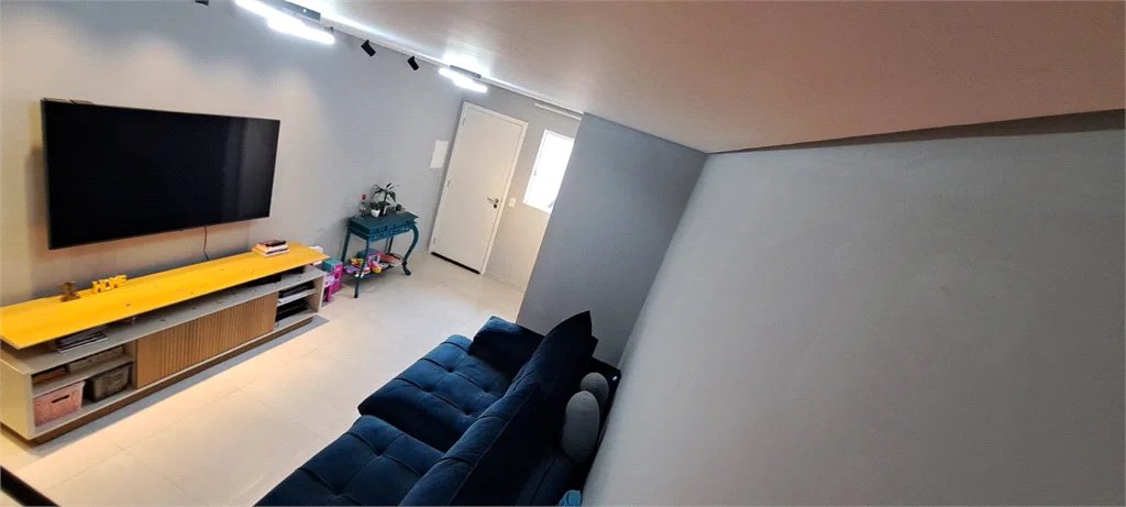 Sobrado à venda com 2 suítes em Vila Polopoli, São Paulo, SP