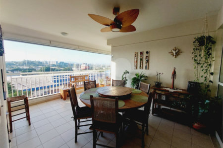 Apartamento à venda com 3 quartos, sendo 1 suíte,  em Vila Leopoldina, São Paulo, SP