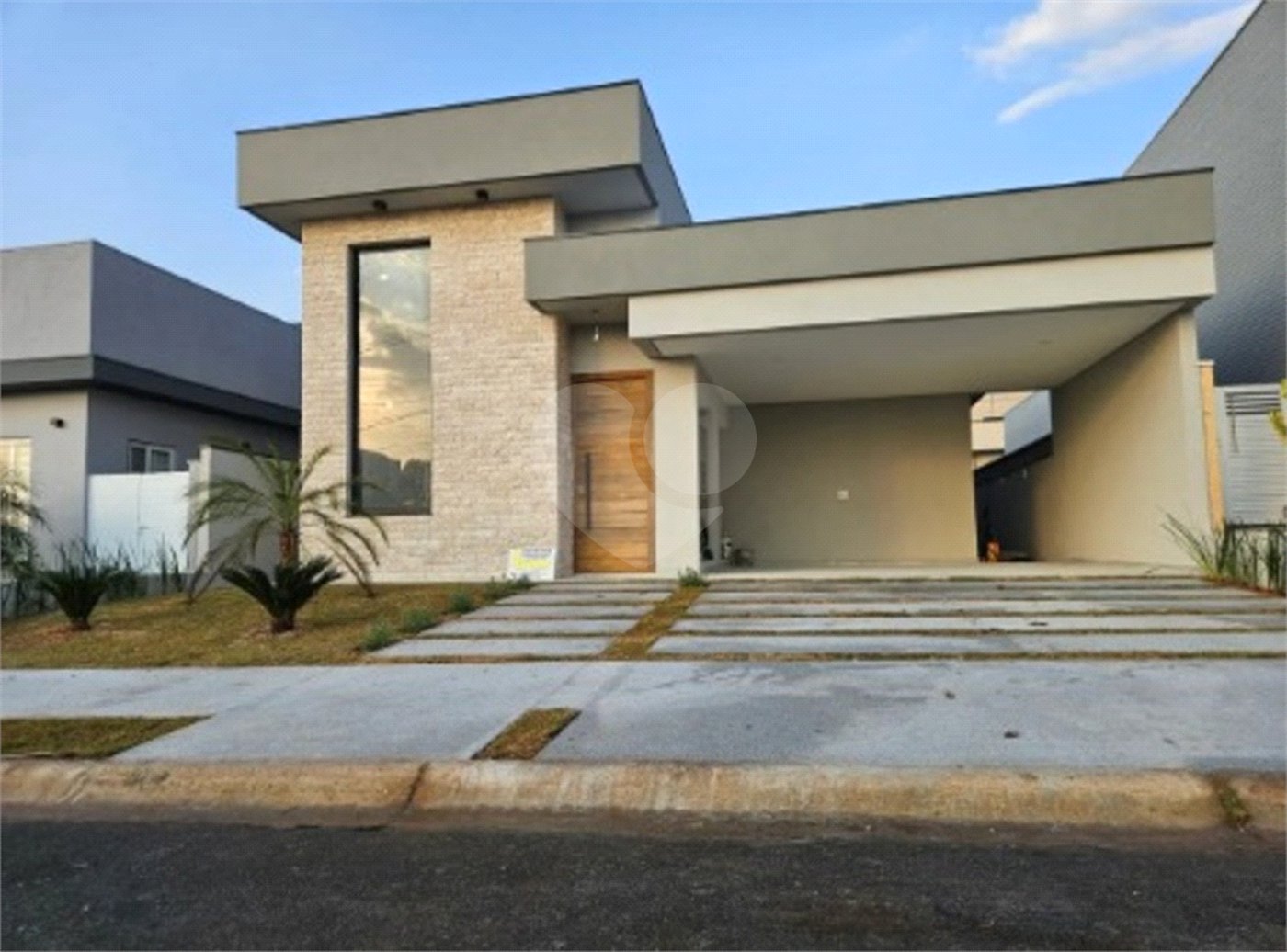 Casa à venda com 3 quartos, sendo 1 suíte,  no condomínio Gran Ville Fase 3, Itupeva - SP