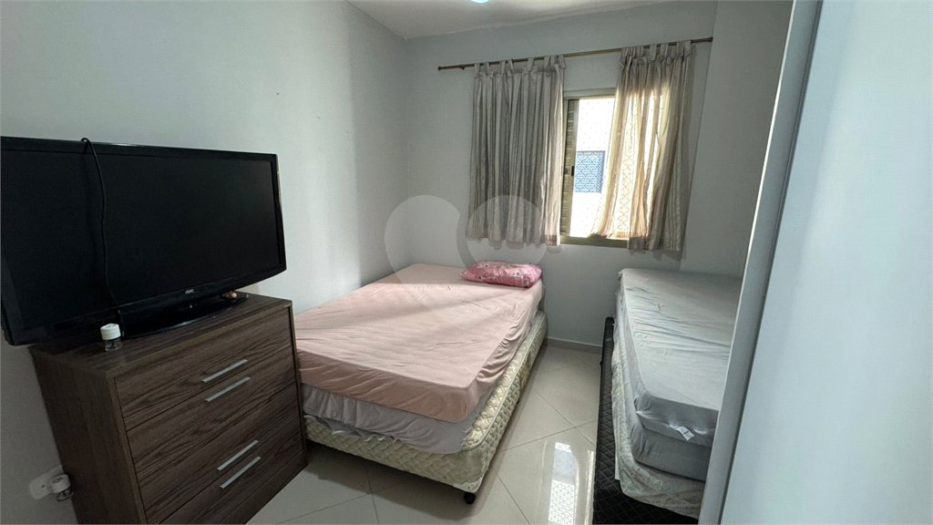 Apartamento à venda com 2 quartos, sendo 1 suíte,  em Aviação, Praia Grande, SP