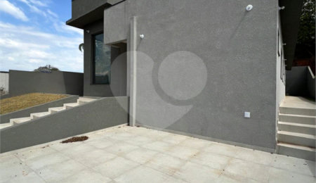 Casa à venda com 3 suítes no condomínio Spazio Design, Bragança Paulista - SP