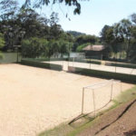 Casa à venda com 5 quartos, sendo 3 suítes, no condomínio Estância Marambaia, Vinhedo - SP