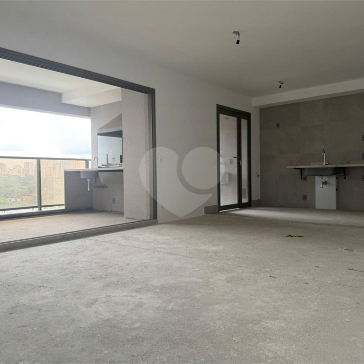 Apartamento à venda com 3 suítes em Campo Belo, São Paulo, SP