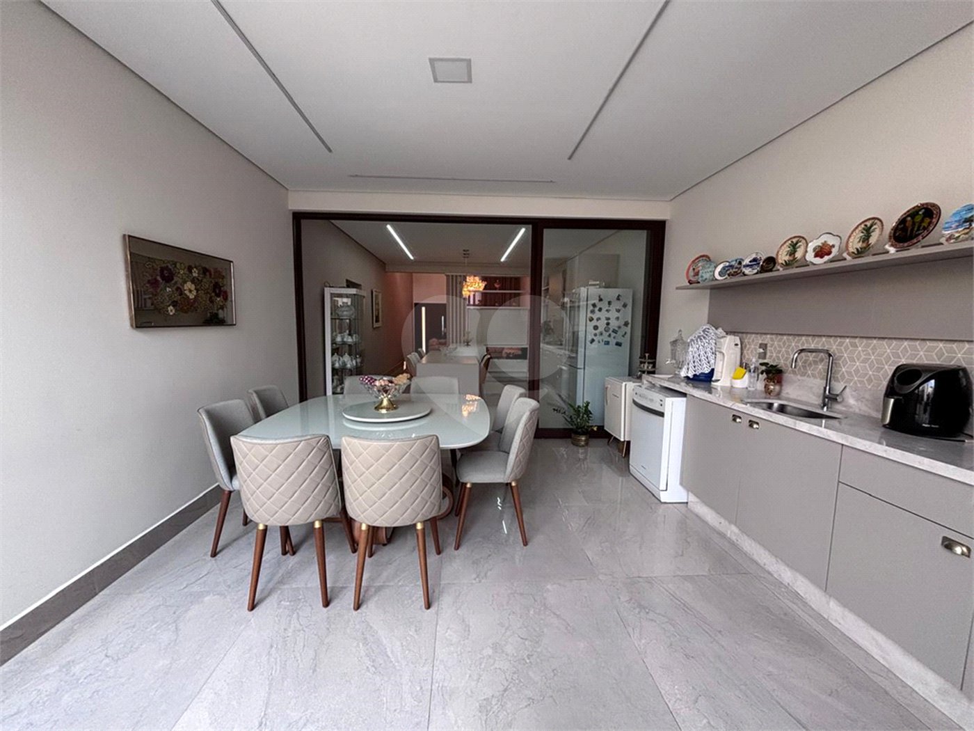Casa à venda com 2 quartos, sendo 1 suíte, no condomínio Horizontes de Sorocaba, Sorocaba - SP