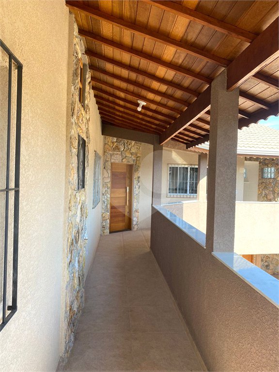 Sobrado para alugar com 4 quartos em Campos de Atibaia, Atibaia, SP