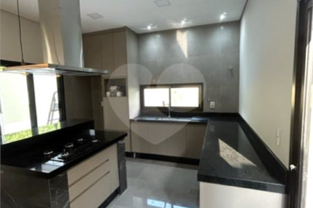 Casa à venda com 3 quartos, sendo 1 suíte, no condomínio Residencial Lagos D Icarai, Salto - SP