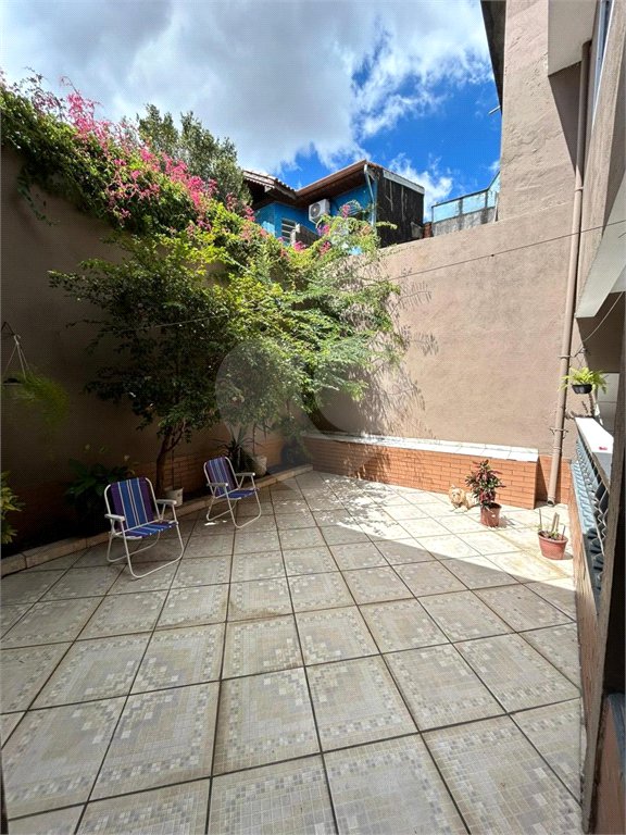 Casa à venda com 3 quartos, sendo 1 suíte, em Jardim Capão Redondo, São Paulo, SP