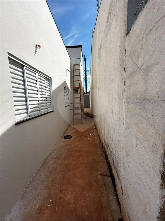 Casa à venda com 3 quartos, sendo 1 suíte,  em Flanboyant Residencial Park, Ponta Porã, MS