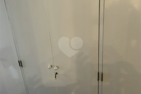 Apartamento à venda com 4 quartos, sendo 2 suítes,  em Paineiras do Morumbi, São Paulo, SP